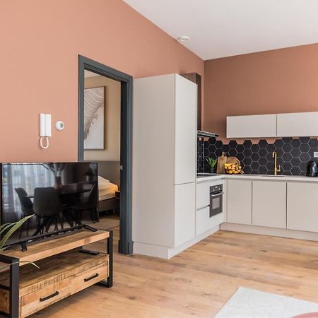 Excellent Listing 'Shiraz' Apartment Хага Екстериор снимка